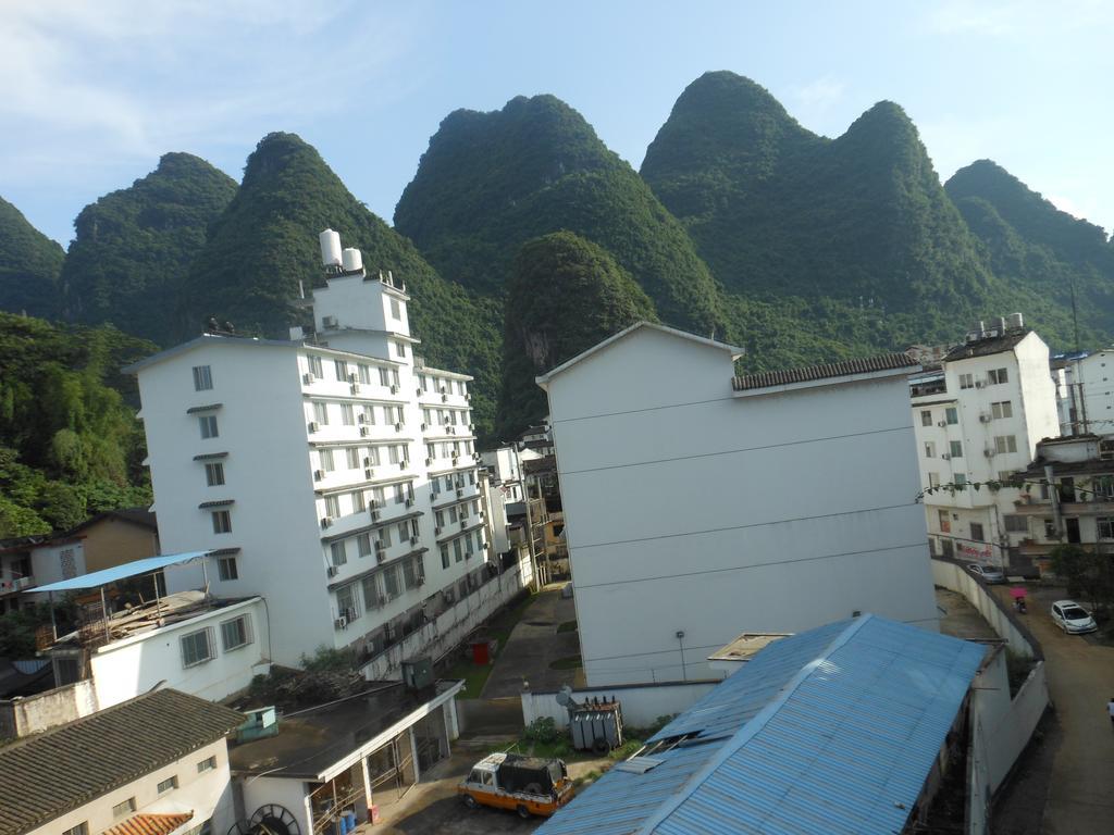 Yangshuo Travellers Land Youth Hostel Exterior photo