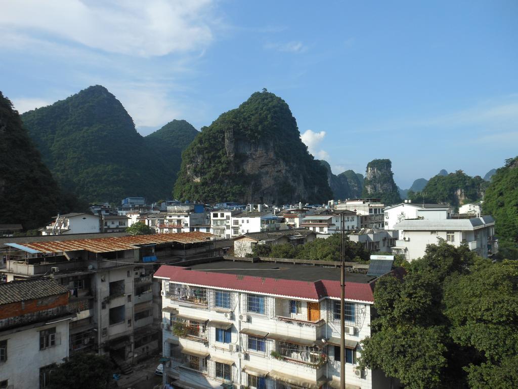 Yangshuo Travellers Land Youth Hostel Exterior photo
