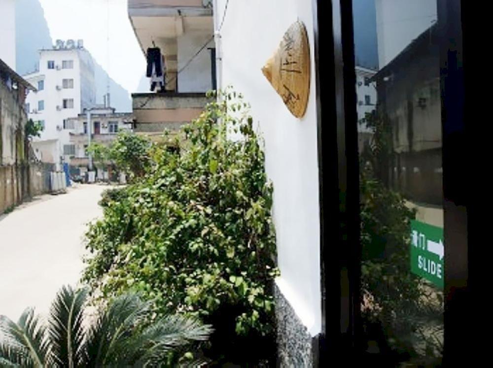 Yangshuo Travellers Land Youth Hostel Exterior photo